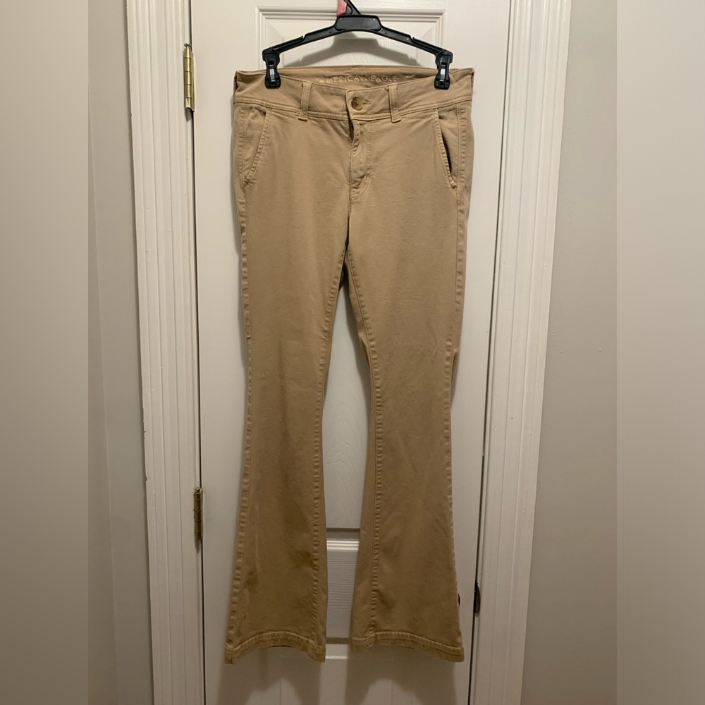 American Eagle Super Stretch Khaki Pants